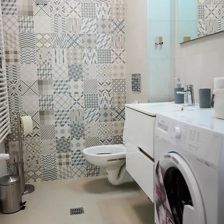 Aristocratic * Brasov