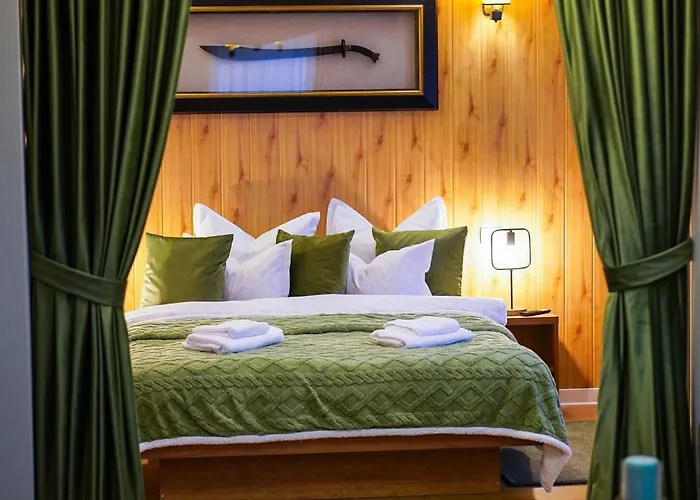 Aristocratic * Braşov