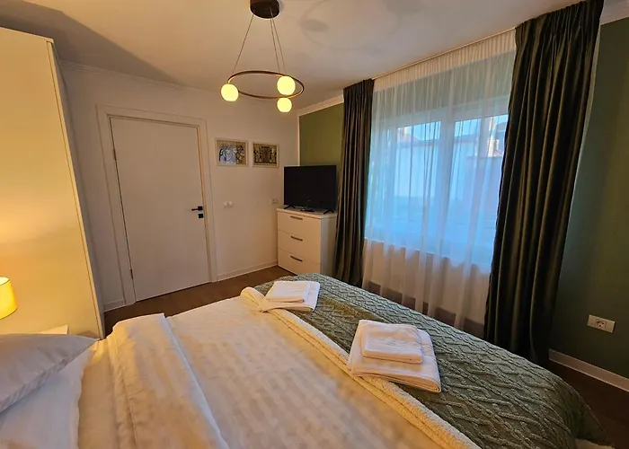 Aristocratic * Brasov