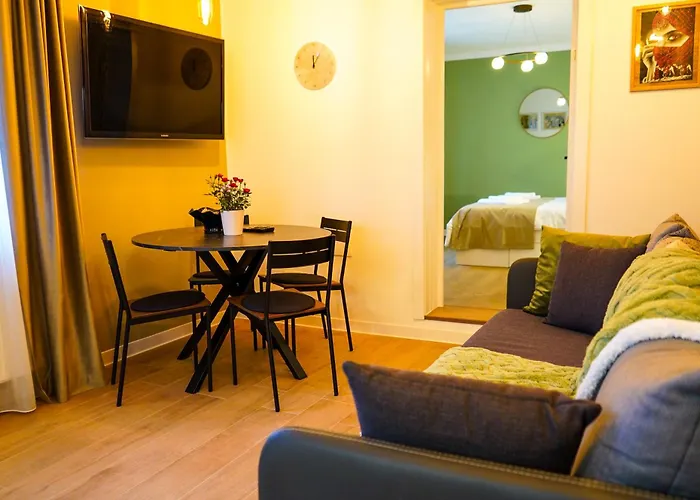 Aristocratic * Braşov